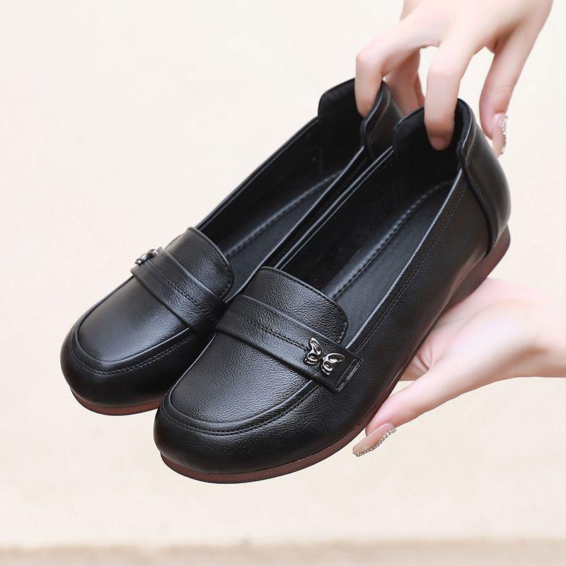 

Весенне-осенние кожаные женские туфли-лодочки на плоской подошве с мелким вырезом, женская обувь больших размеров, с мягкой подошвой, повседневные, удобные туфли для мам среднего возраста 43 чёрный