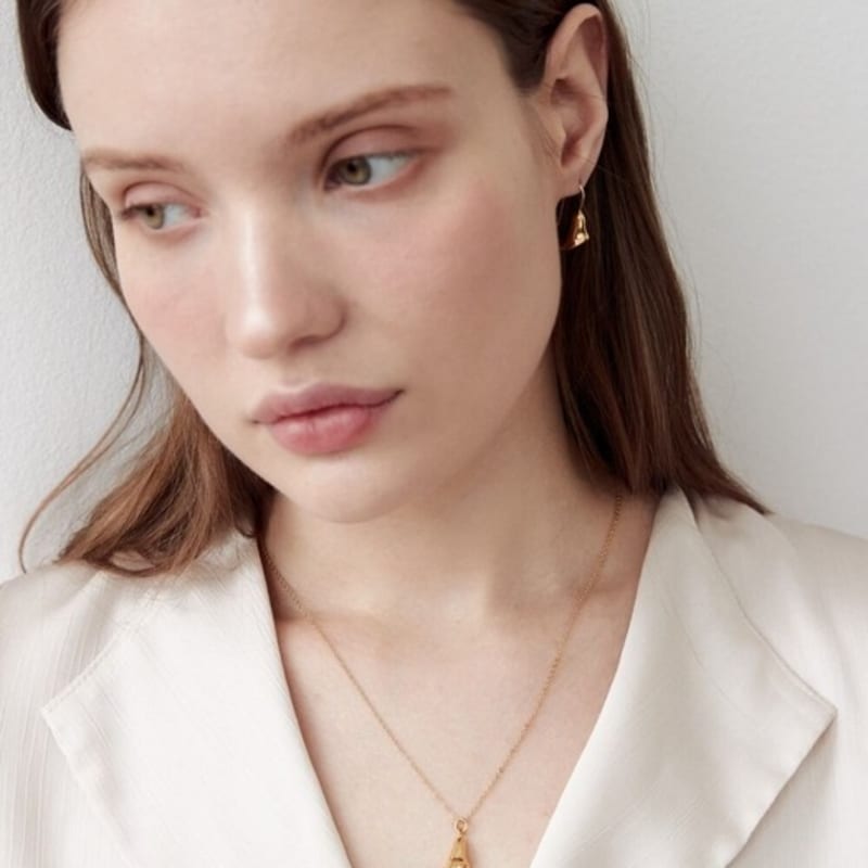 Saltad Calla-örhänge