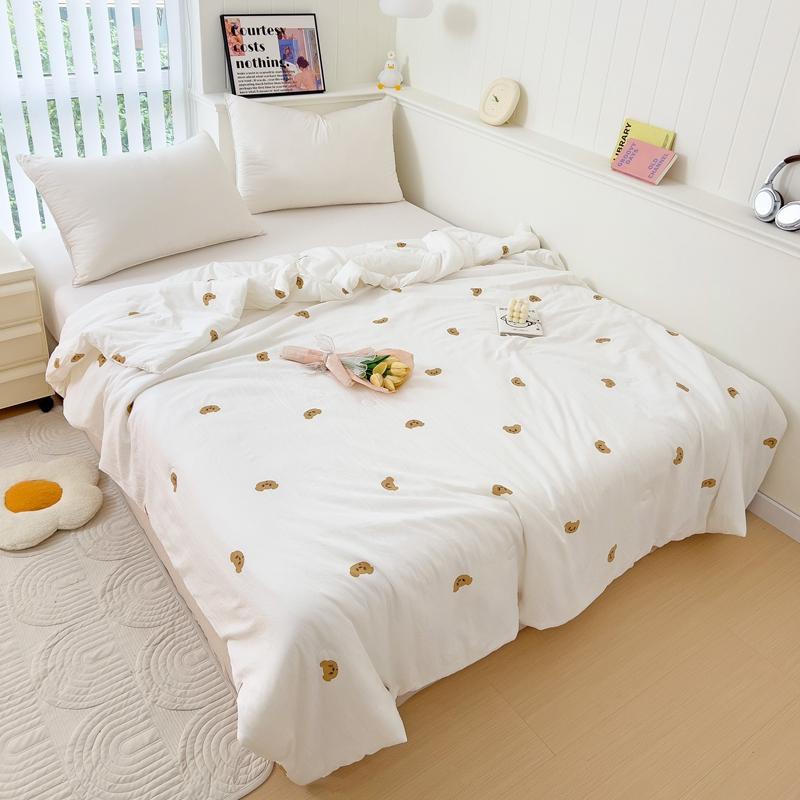 Super Soft Double Layer Yarn Summer Blanket Skin-friendly Breathable Lightweight Quilt for Children Adult Comforter Summer Duvet