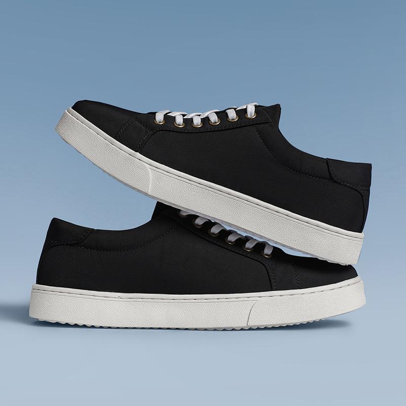 Extra large size men's shoes spring 2025 new trend board shoes British style color polishing casual shoes soft sole white shoes men