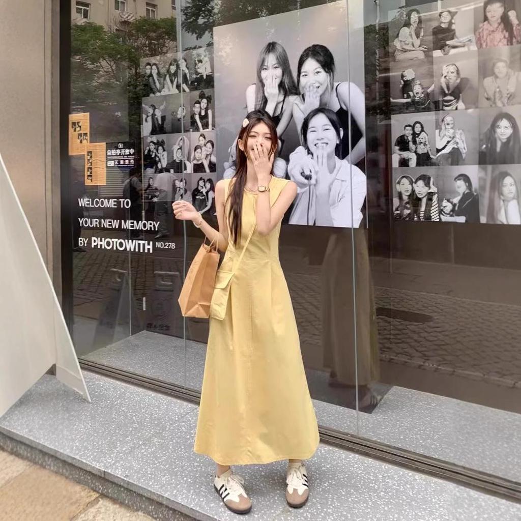 Gelbes Sommer 2025 Damen Ärmelloses Schlankheitsweste Langes Kleid - Schlicht, Lässig und Elegant.