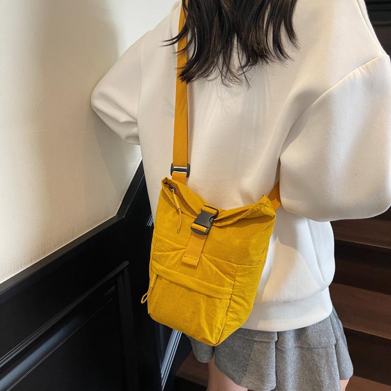 Kleine Tasche Damen Umhängetasche Einfarbig Schultertasche Handy-Tasche