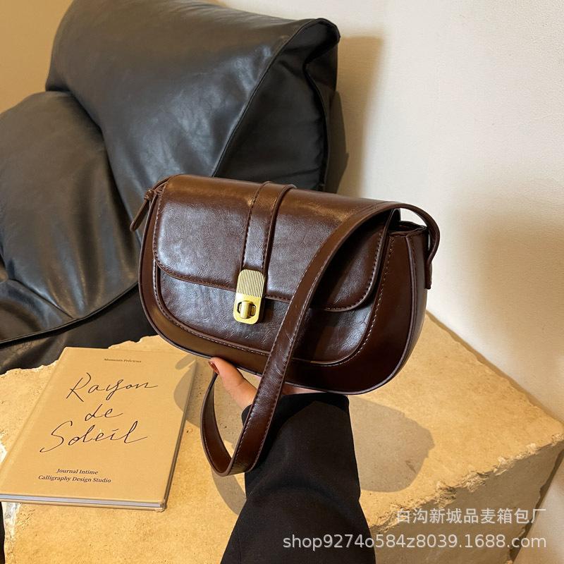 Niche Design Retro Small Bag Women's 2025 New Fashion Shoulder Bag French Niche Popular Messenger Saddle Bag