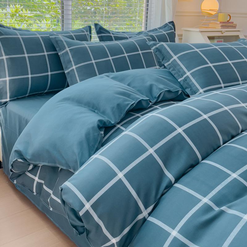 4pcs Cartoon Love Duvet Cover Set Simple Blue Plaid Bed Sheet Adults Kids Teenagers Bedding Comforter Cover with 2 Pillowcases