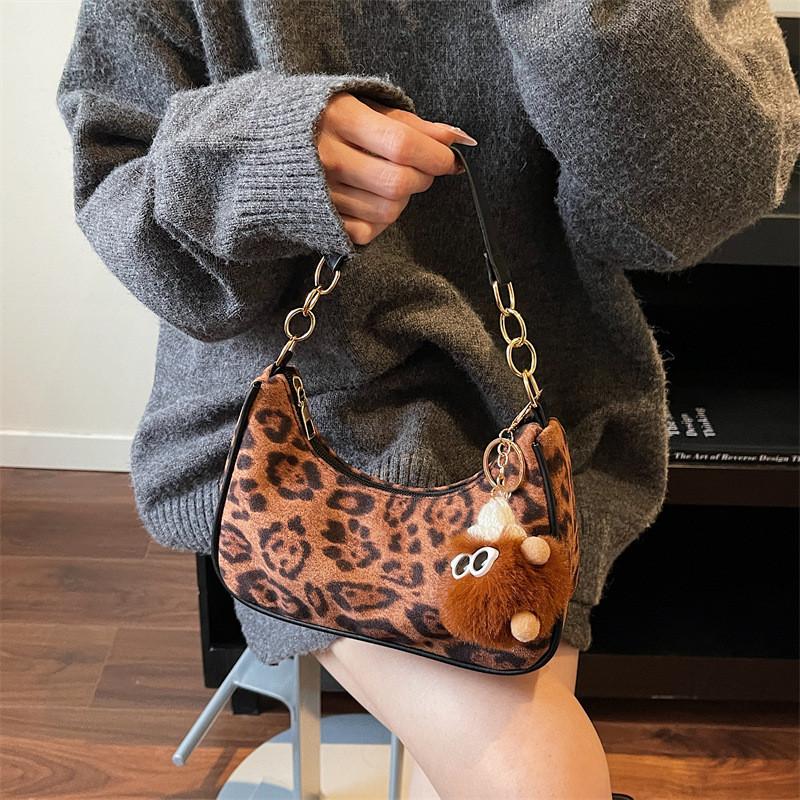 New Moon Underarm Bag For Women With Plush Fabric Street Style Crossbody Purse For Casual Daily Use