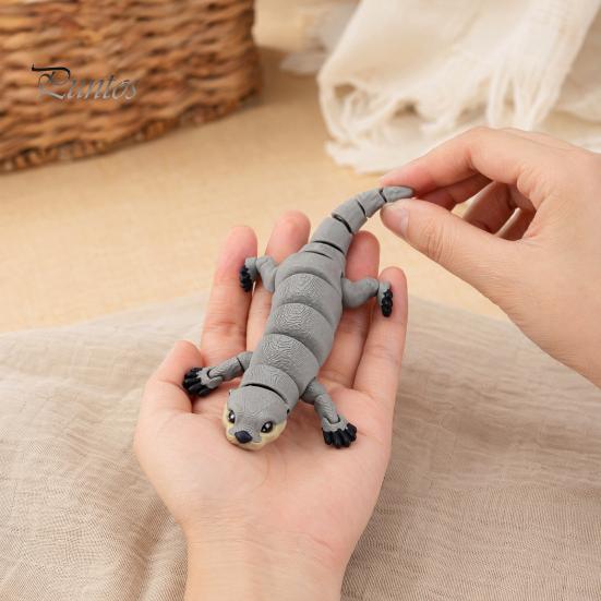 Child-friendly Desk Toy 3D Printed Articulated Otter for Kids, Flexible Fidget Figure, Cute Figurine Movable Animal Sensory Stress Relief Office Decor