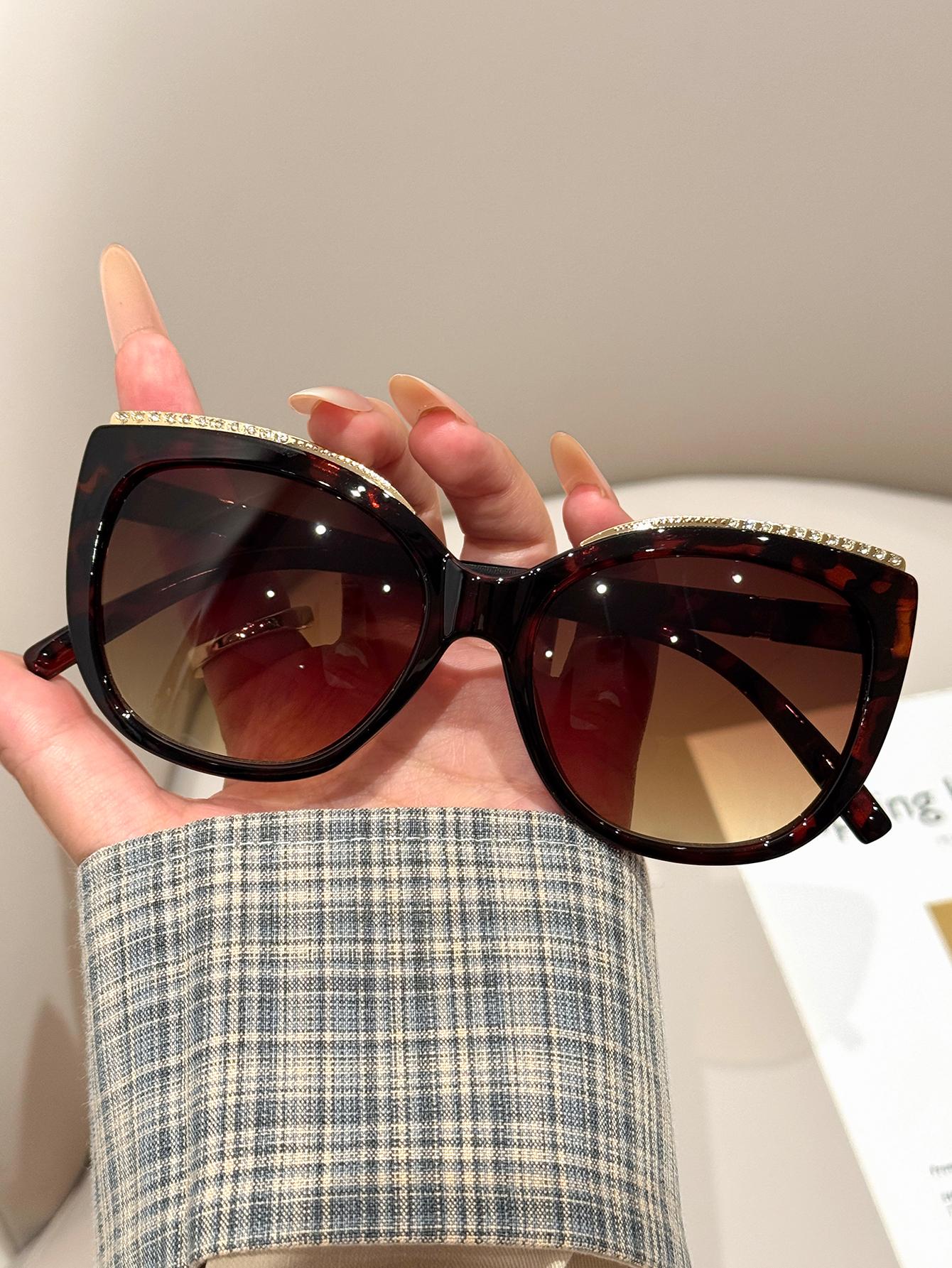 

1Pc Heavy-Duty Rhinestone Cat-Eye Women s Sunglasses, Retro Large Frame, Face-Flattering, Perfect for Vacation Photos