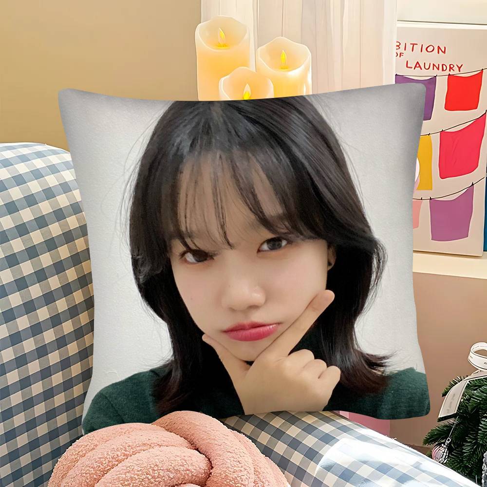 1Pc Cute 22-J-Jo Y-Yuri Pillow Case Fashion Square Pillowcase Bedroom Sofa Room Ins Decoration Leisure
