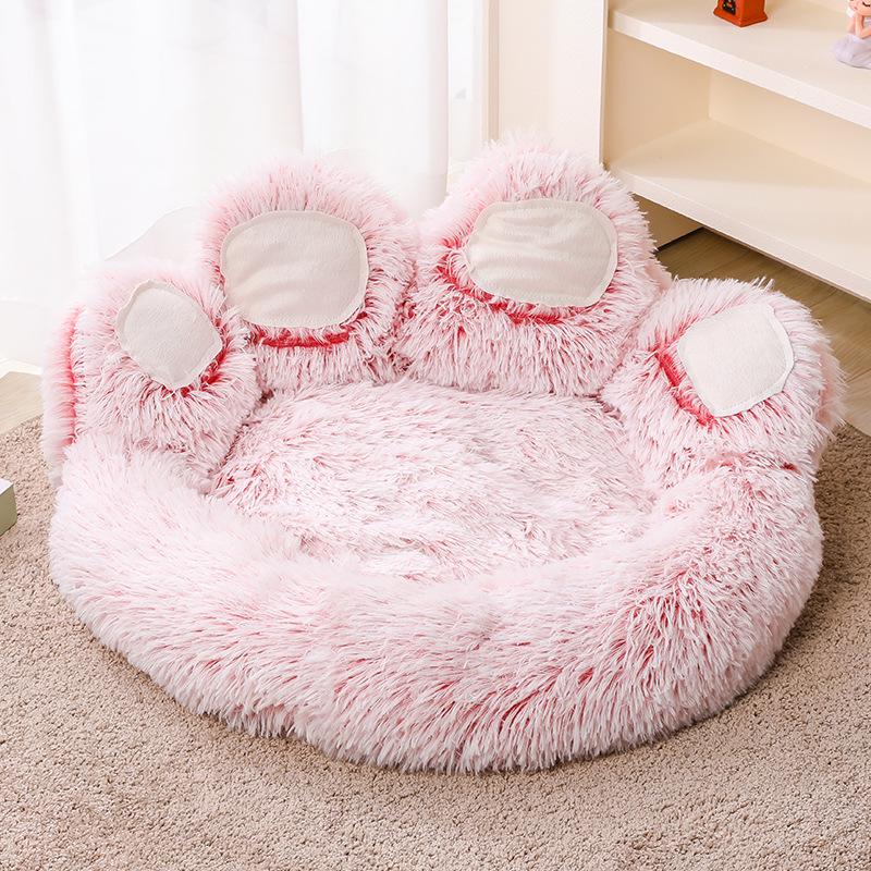 Cozy Bear Paw Pet Bed: Plush All-Season Comfort for Cats and Dogs