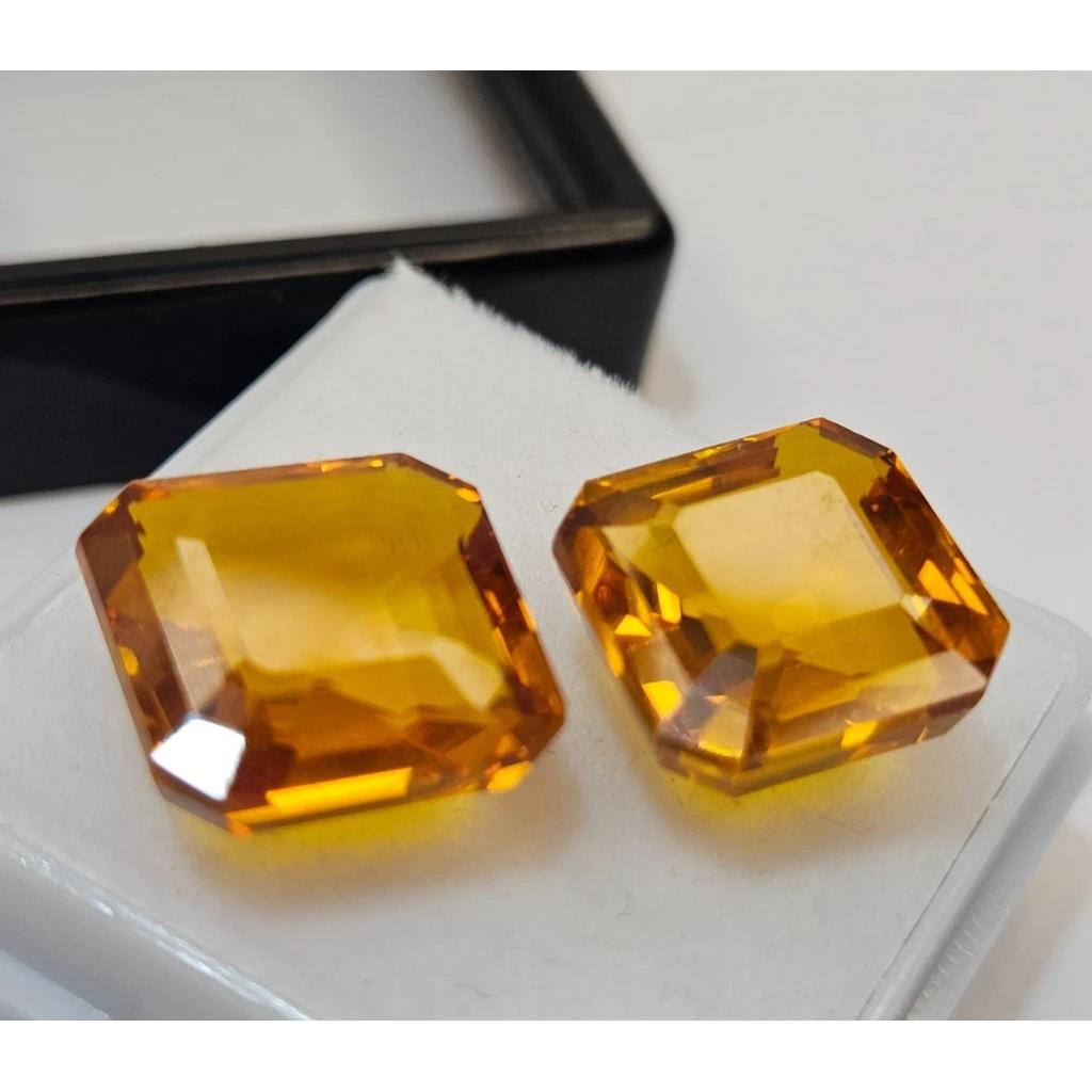 18-19 Karat Natürliche Gelbe & Orange Saphire Quadratisch Geschliffenes Paar Schöner Edelstein