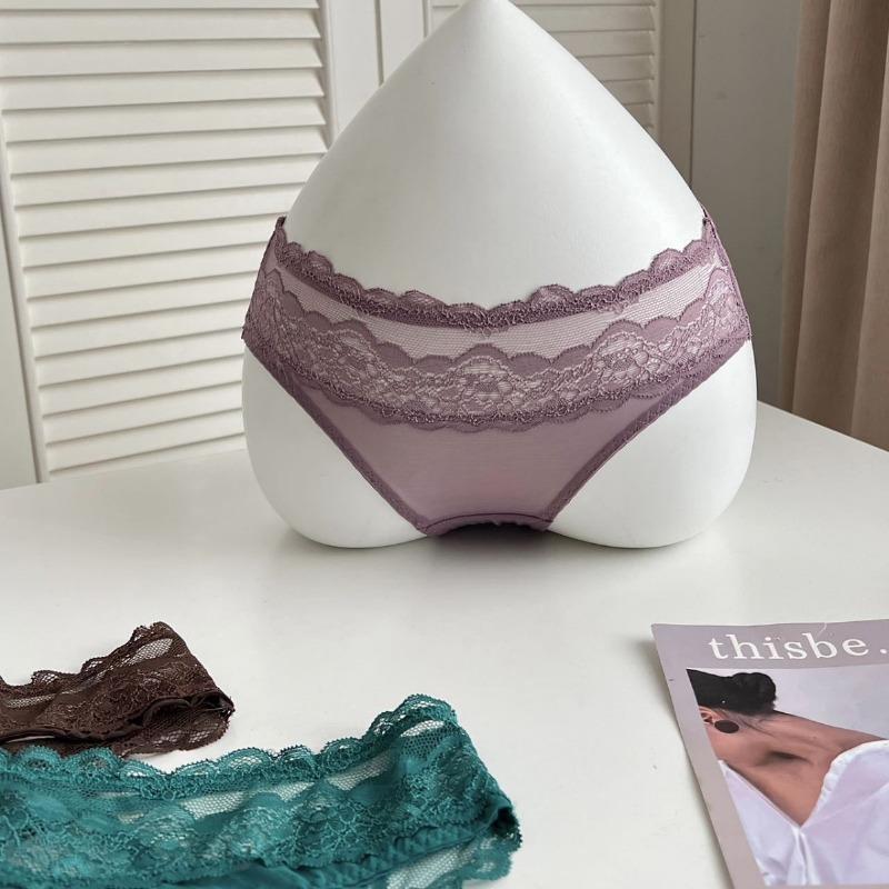 Lady Summer Pure Desire Sexy Lace Cross Thin Band Hollow Beautiful Buttock Triangle Briefs