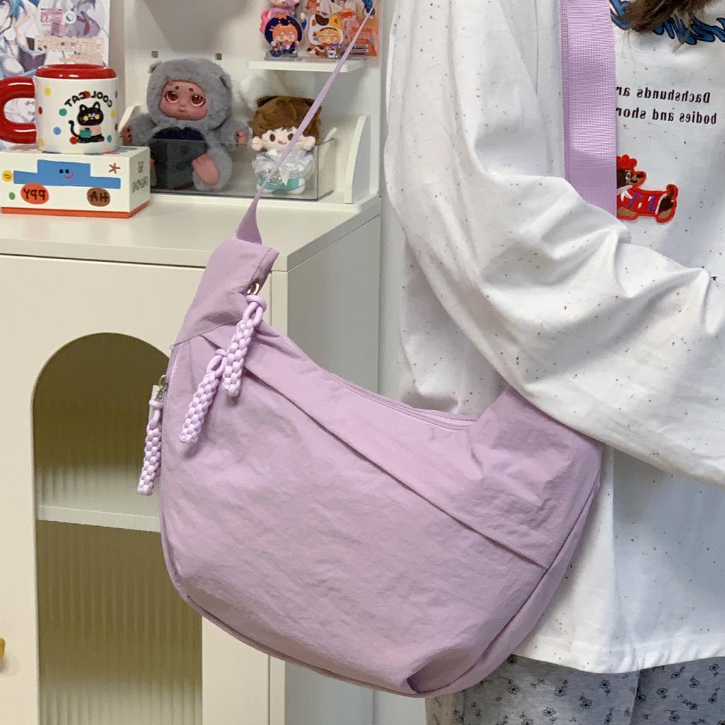 2025 nova bolsa de ombro estilo ins de nylon anti-respingos, bolsa mensageiro tipo dumpling, bolsa feminina para uso diário, trabalho, lazer