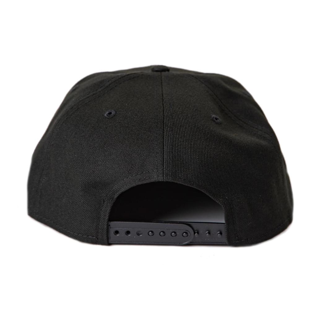 New Era 9FIFTY Standard Fit Flat Bill Snapback Black Cap,