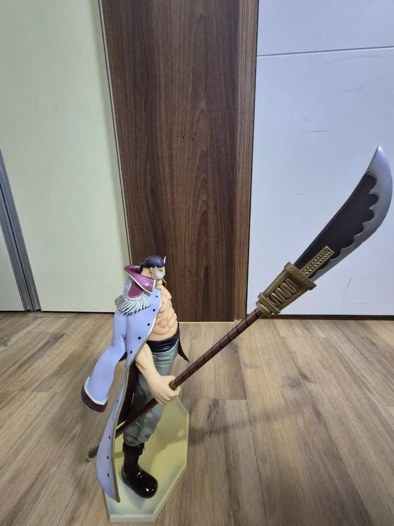 One Piece Whitebeard Figure Used