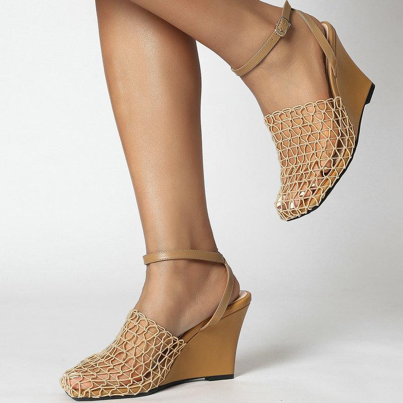 European And American Wedge Heel Flip-Flops With A Sense Of Design Hollowed-Out Woven Fishing Net Shoes Single Shoes