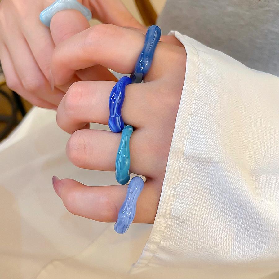 5pcs Colorful Resin Acrylic Irregular Rings for Women Girls Travel Aesthetic Jewelry Set Rings Knuckle Finger Rings Accessories