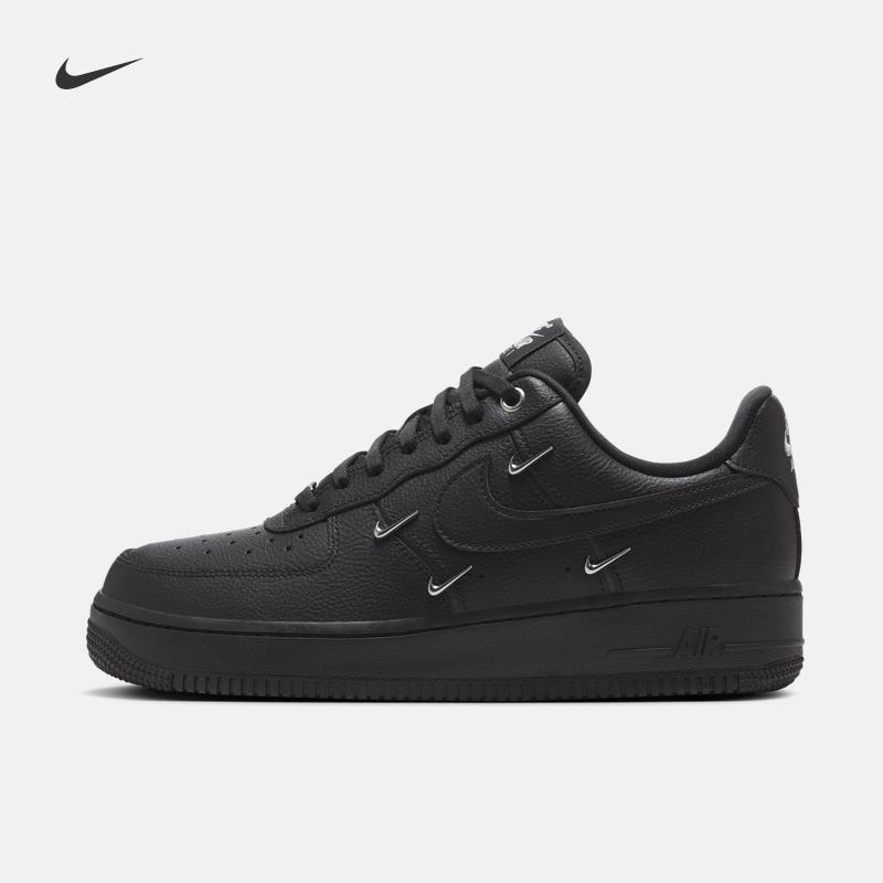 Nike Scarpe Sportive da Donna in Pelle con Suola in Gomma Air Force One - Inverno - NIKE AIR FORCE 1 HQ1180