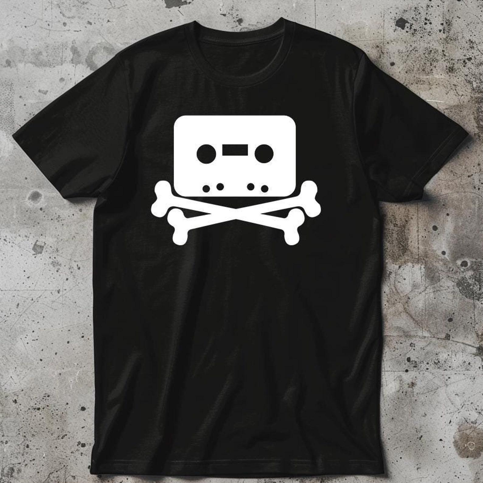 Skull And Crossbones Cassette Tape, Pop Punk T-Shirt, Unisex S