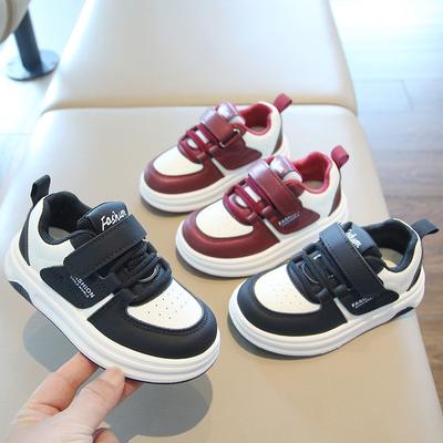 Baskets Enfant2026Nouvelles Chaussures Décontractées Printemps et Automne pour Garçon, Baskets Tendance pour Fille, Chaussures Blanches Bébé à Semelle Souple