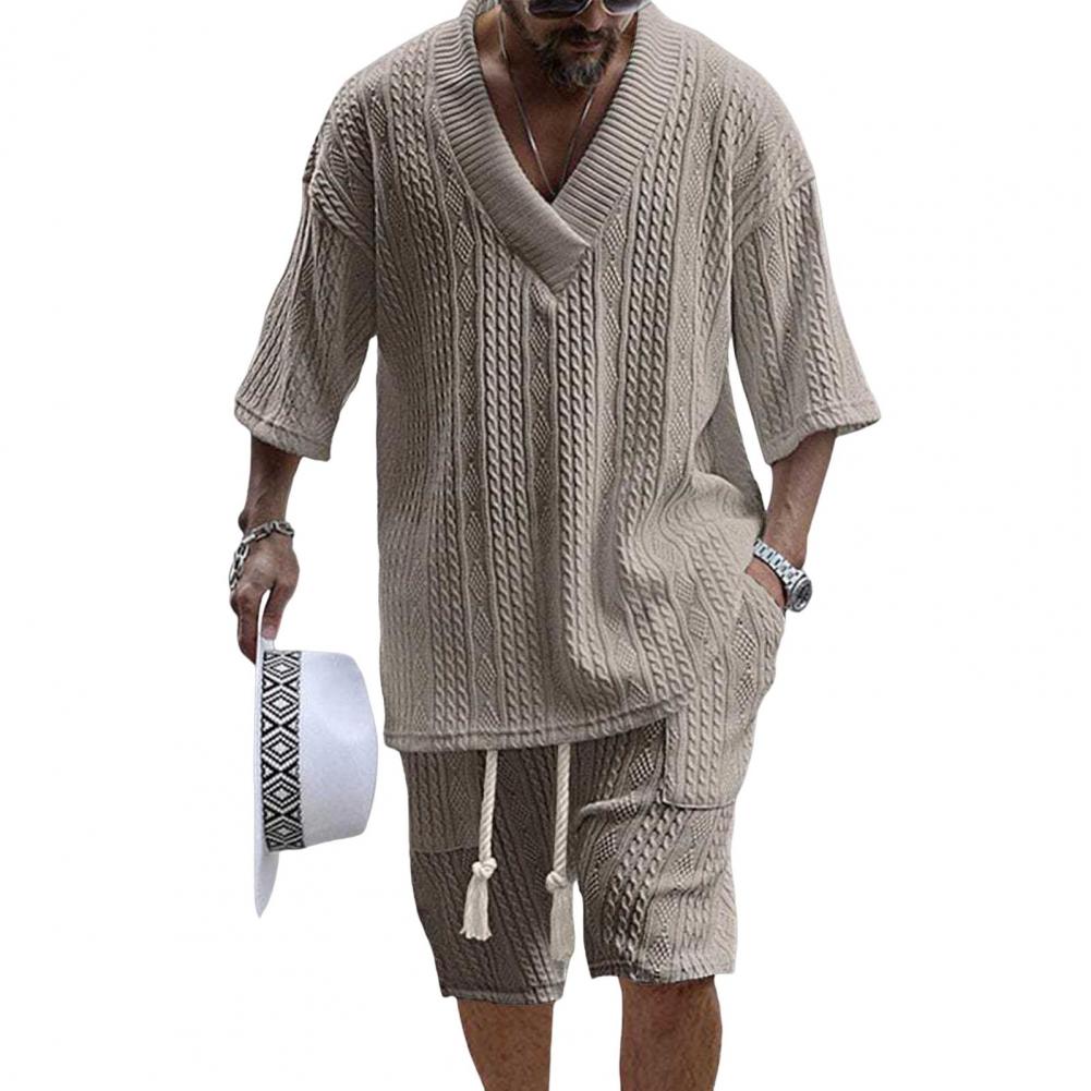 

Комплект из 2 предметов: мужская летняя одежда, футболка с коротким рукавом и V-образным вырезом, эластичный шнурок на талии, карманы, широкие шорты, однотонный трикотаж L абрикосовый