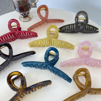 Kleiderbügel Haarspange 15cm Minimalistische Krallenklemme für dickes Haar Rutschfester Hochsteckfrisurenhalter Geometrisches Haarklammer-Accessoire Gelee-Farben Schlichtes Design