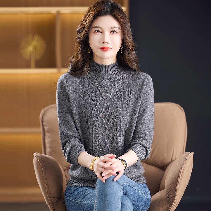 Autumn/Winter 100% Wool Knit Base Layer Sweater for Mid-Aged & Elderly Women - Thick, Warm, Inner Wear