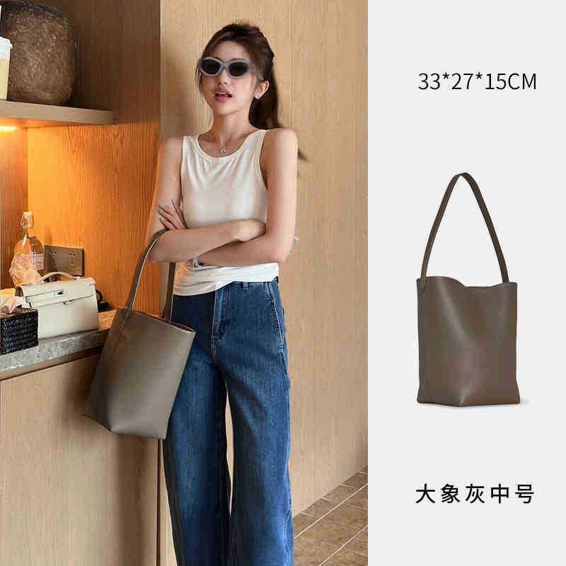 Minimalist Designer Leather Bucket Bag Large Capacity Shoulder Women Daily Commute