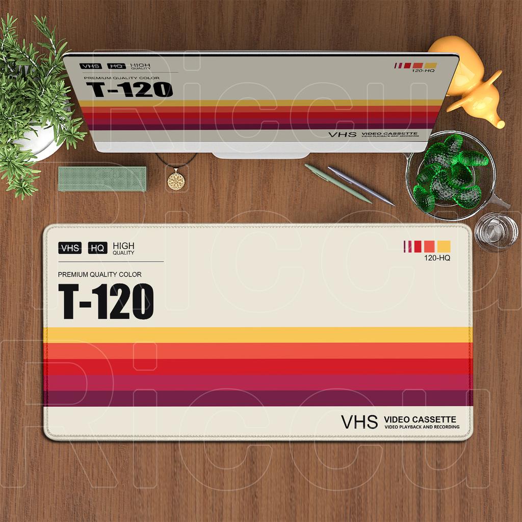 Tappetino Mouse Oversize Retrò VHS 120x60cm Mousepad per Computer Minimalismo Desk Pad Bordo Cucito XXXL Tappetino per Tastiera Tappeto da Gioco Speed