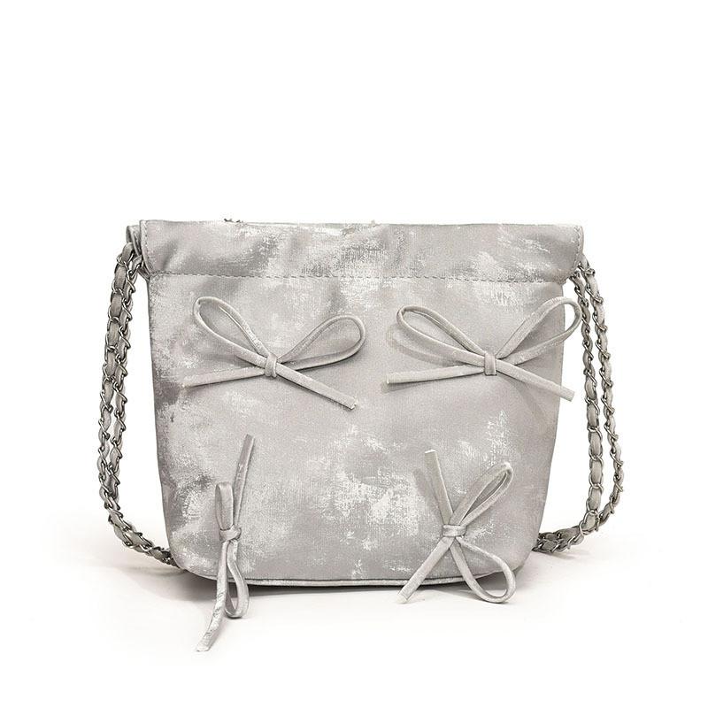Versatile Childrens Shoulder Bag With Chain Strap Available In Blue Khaki Pink Black White And Silver серебряный