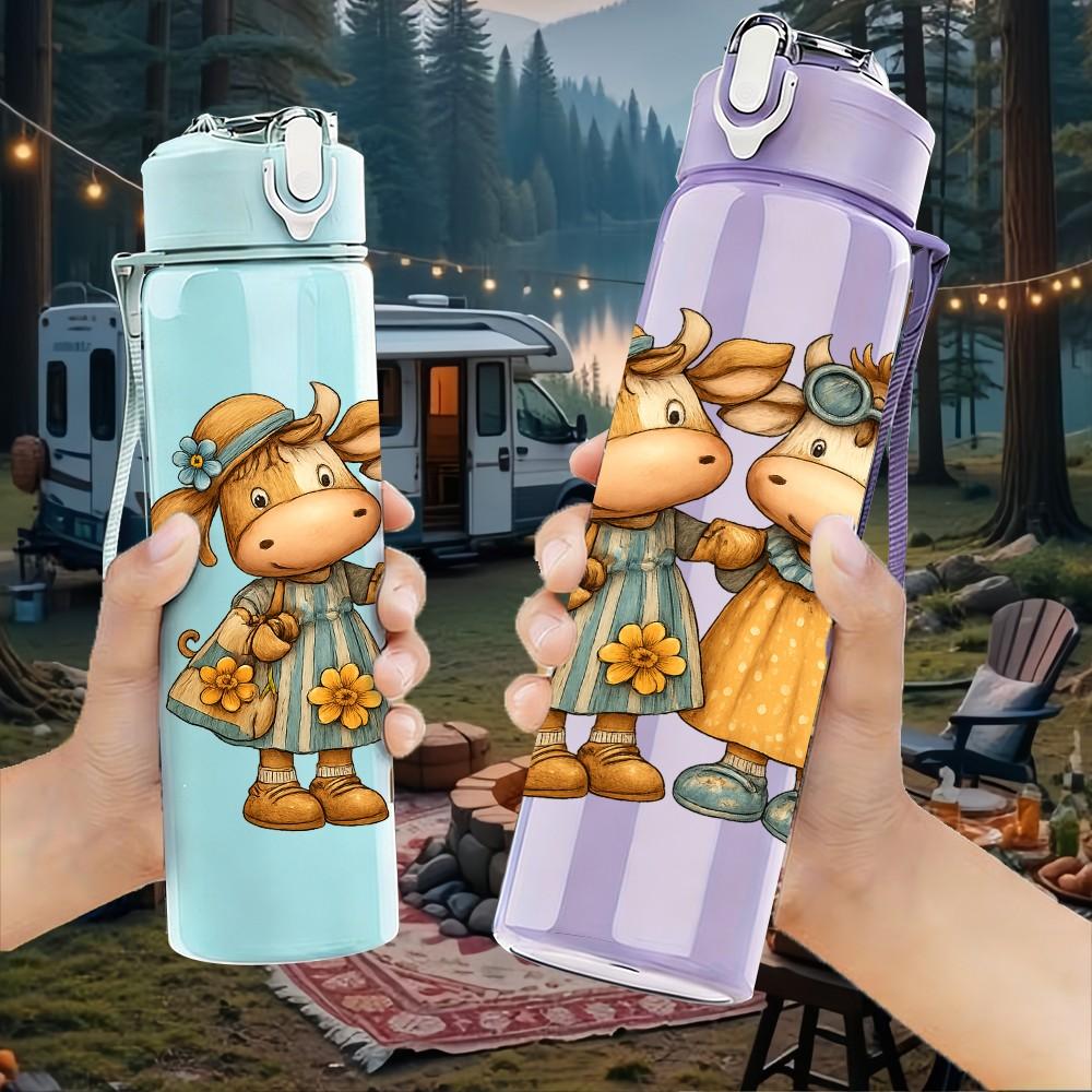 1PC Twin Country Dolls Cartoon 750ml Color Plastic Sports Water Bottle Leakproof Flip Straw Lid Suitable for Sports Office Home Use