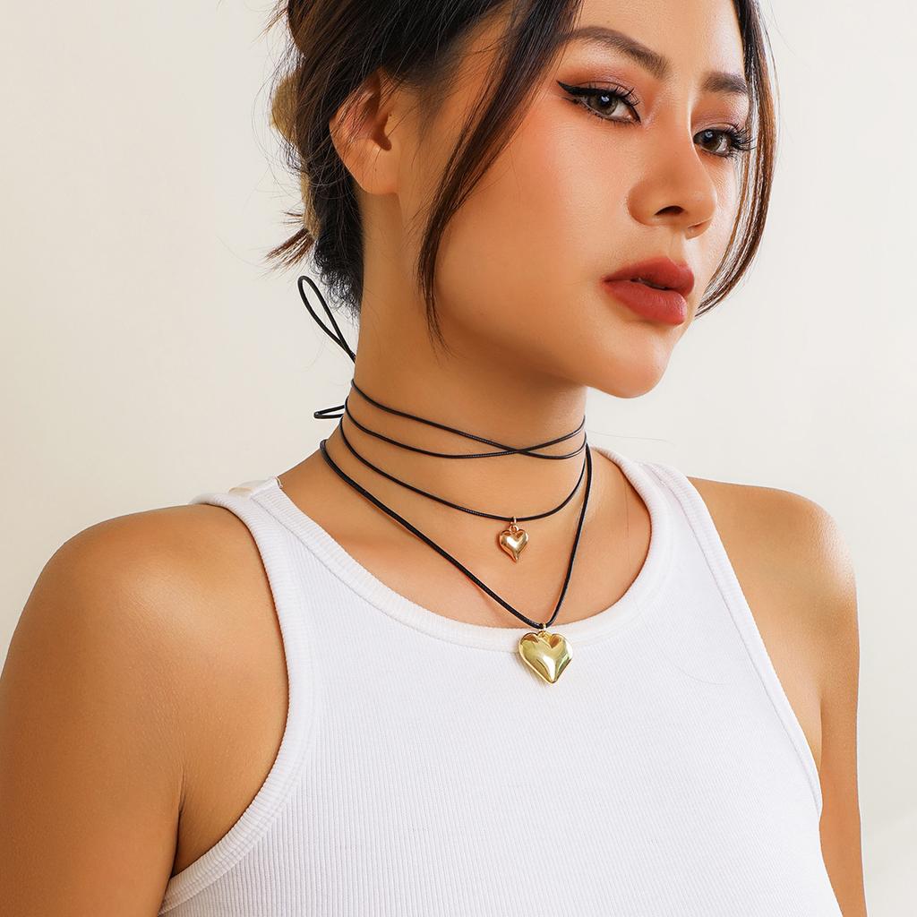 Accessories Black Rope Small Heart Pull Sweet Cool Choker Punk Personality Retro Collar Flannel Necklace