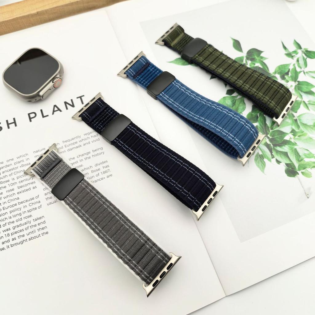 Watch Band For Apple Watch Series 11 10 42mm / 9 8 7 41mm / SE3 SE2 SE 6 5 4 40mm / 3 2 1 38mm Magnetic Clasp Wave Pattern Nylon Wrist Strap