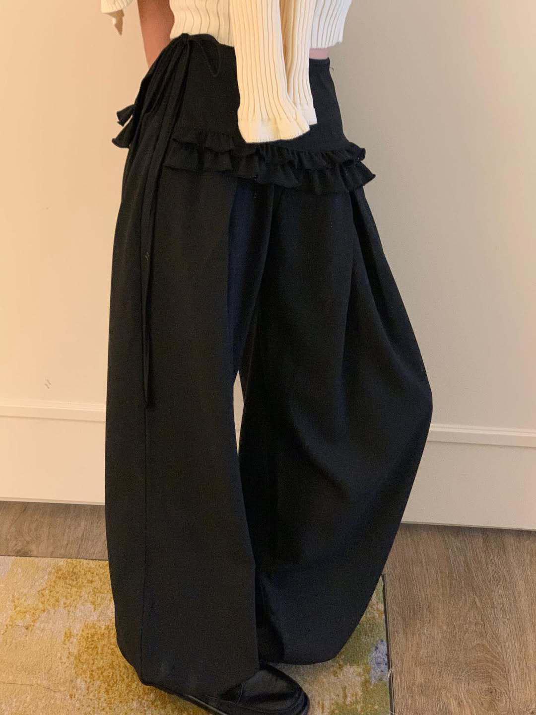 

Korean Ruffle Tie-Up Butt Cover + Two-Way Tapered Wide-Leg Women s Trousers One Size
