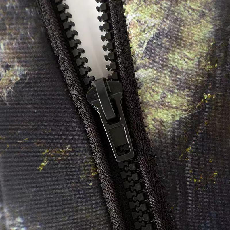 1.5/3MM Hooded Camouflage Diving Suit for Cold Protection, Warmth, and Snorkeling.