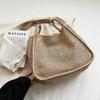 Woven Straw Tote Bag Large Capacity Shoulder Bag Casual Handbag Lightweight Durable Summer Beach Bag for Women