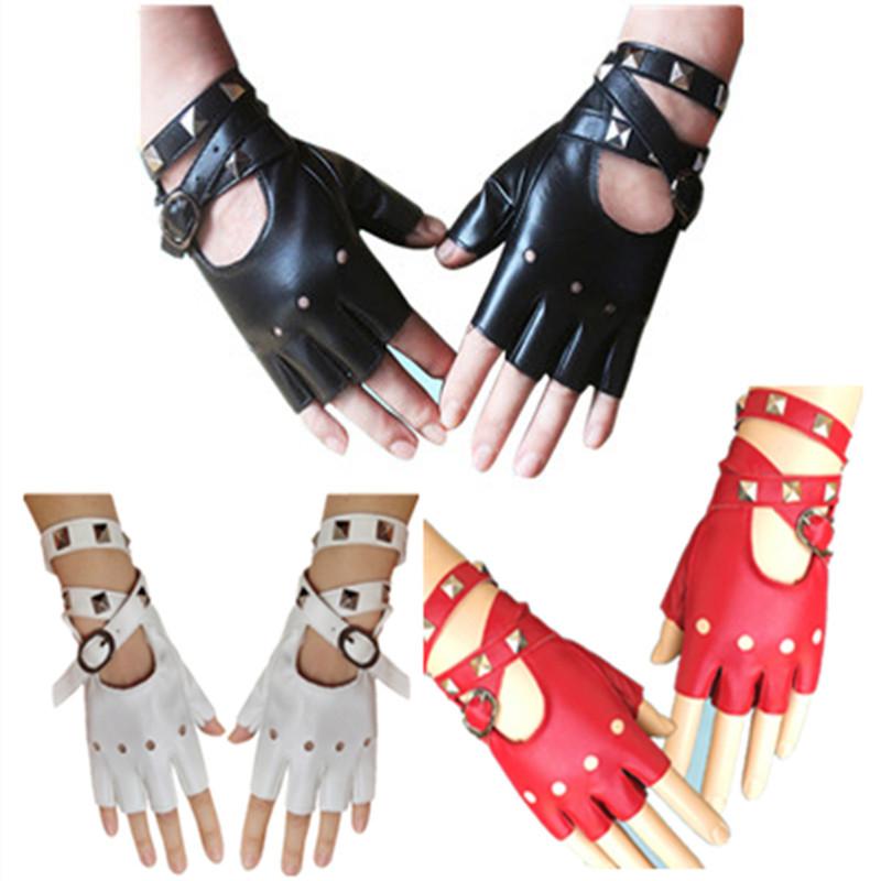 Ein bezahlter Damen-Hohl-Langgürtel Nieten PU Halbfingerhandschuhe Street Dance Performance