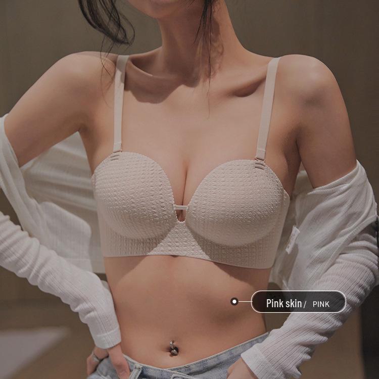 

Бесшовное цельное нижнее белье: Подчеркивает маленькую грудь за счет эффекта сборок, без подкладок и косточек. 36B