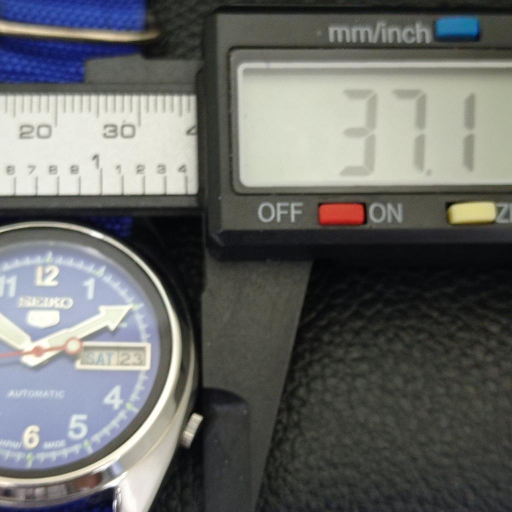 USED VINTAGE SEIKO 5 AUTOMATIC 7009A JAPAN MENS BLUE COLOR DIAL WATCH A434607-2 R121-a434607