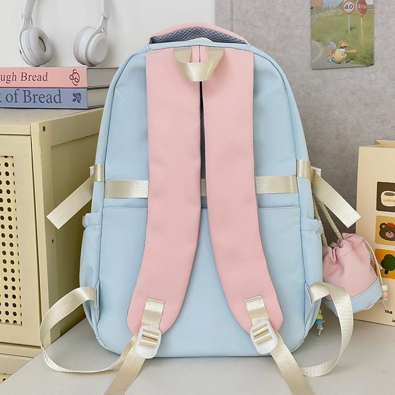 The Korean version of the schoolbag is fresh and painful, and the large-capacity female high school student campus has multiple compartments.