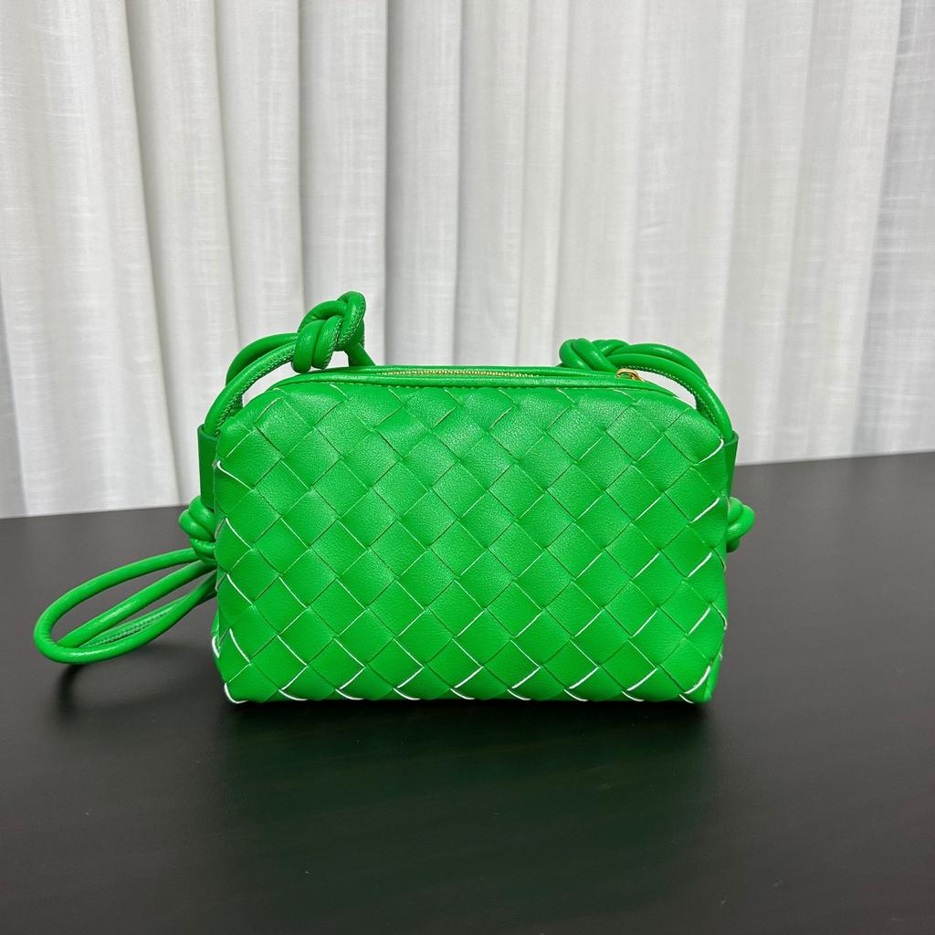 Genuine Leather Handwoven Bag Women's 2024 Versatile Small Square Bag Women's Mini Mobile Phone Bag Casual Cowhide Shoulder Messenger Bag