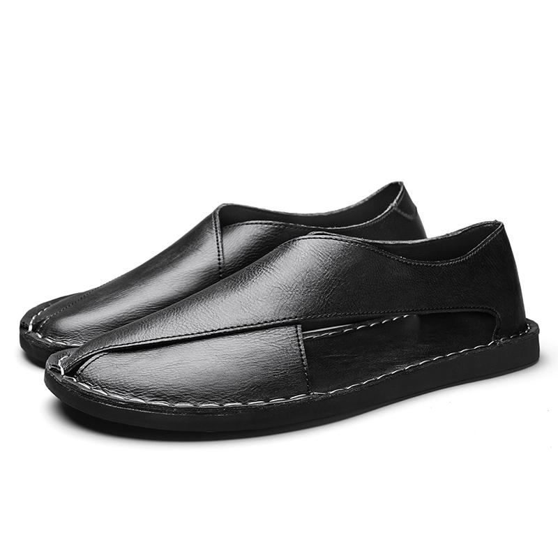 Fashion Lightweight Stylish Flat Non-slip Hollow Out Sandals Men Summer Loafers New Men Leather Sandals Adult Thick-soled Beach Shoes