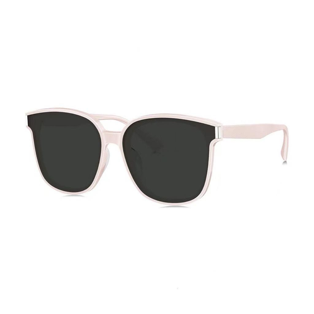 

Korean-Style Large Square Frame Women s Sunglasses - Face-Covering, Slimming, Anti-UV.