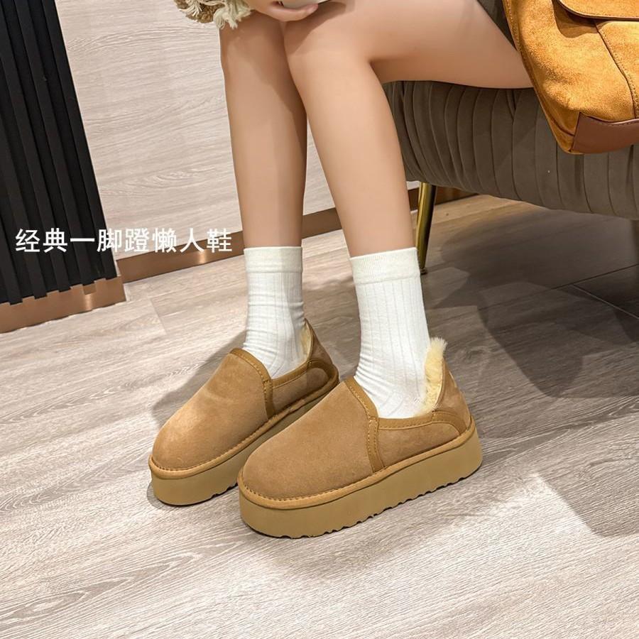Thick-soled 2025 new women's fur integrated lazy low-top one-pedal thickened bread shoes short non-slip cotton boots