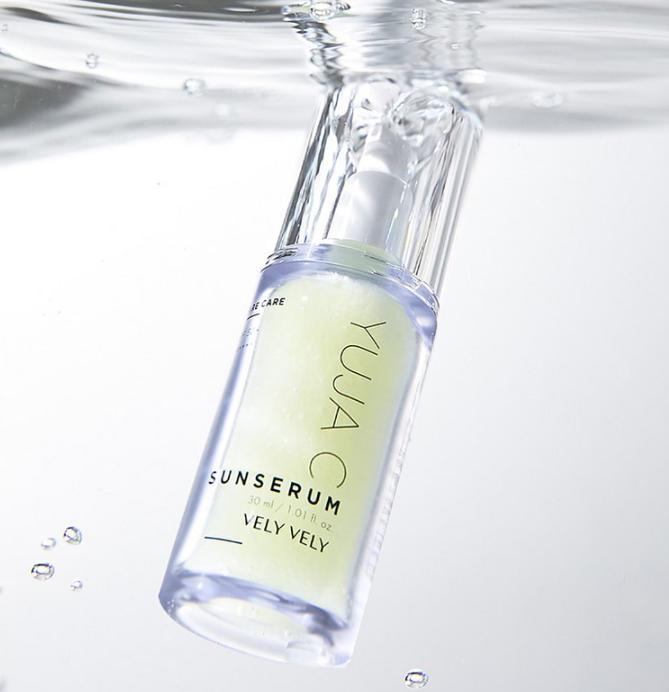 Siero Solare Yuja Ricco di Vitamine per Illuminare e Protezione UV Potente