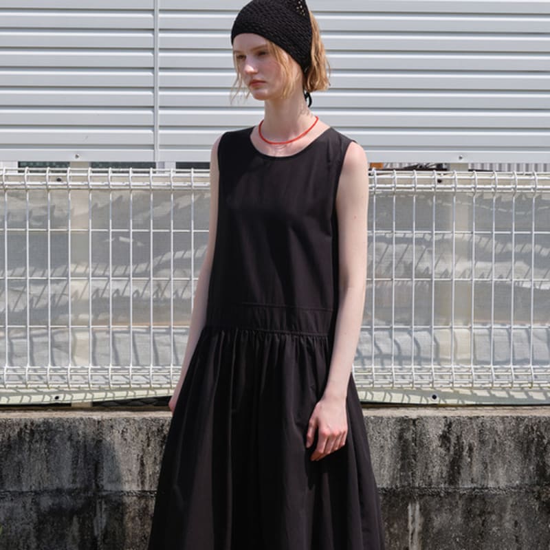 The Raust Handmade Scarf BLACK