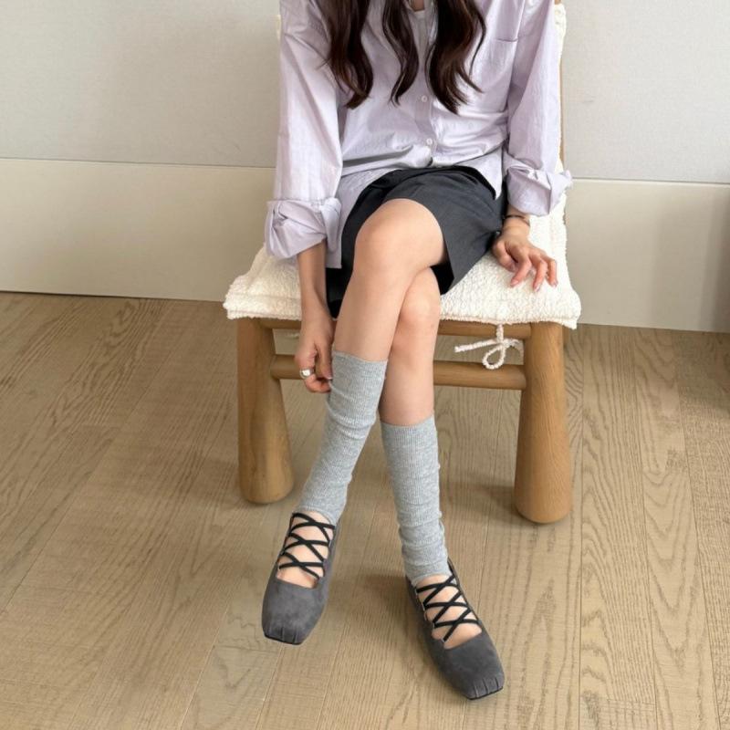 Innere Höhenerhöhung quadratischer Kopf Retro Ballett Einzelne Schuhe Damenschuhe Herbst 2025 neue flache französische Mary Jane Schuhe