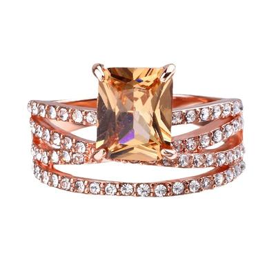 Huajie Rose Gold Shining Square Zirconia Inlaid Rings for Women Delicate Wedding Bride Gifts Ring Fashion Tide