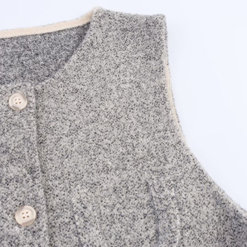 Kaslead New Women Clothes Western Style Fashion Bright Silk Graceful Round Neck Pocket Cardigan Sweater Vest