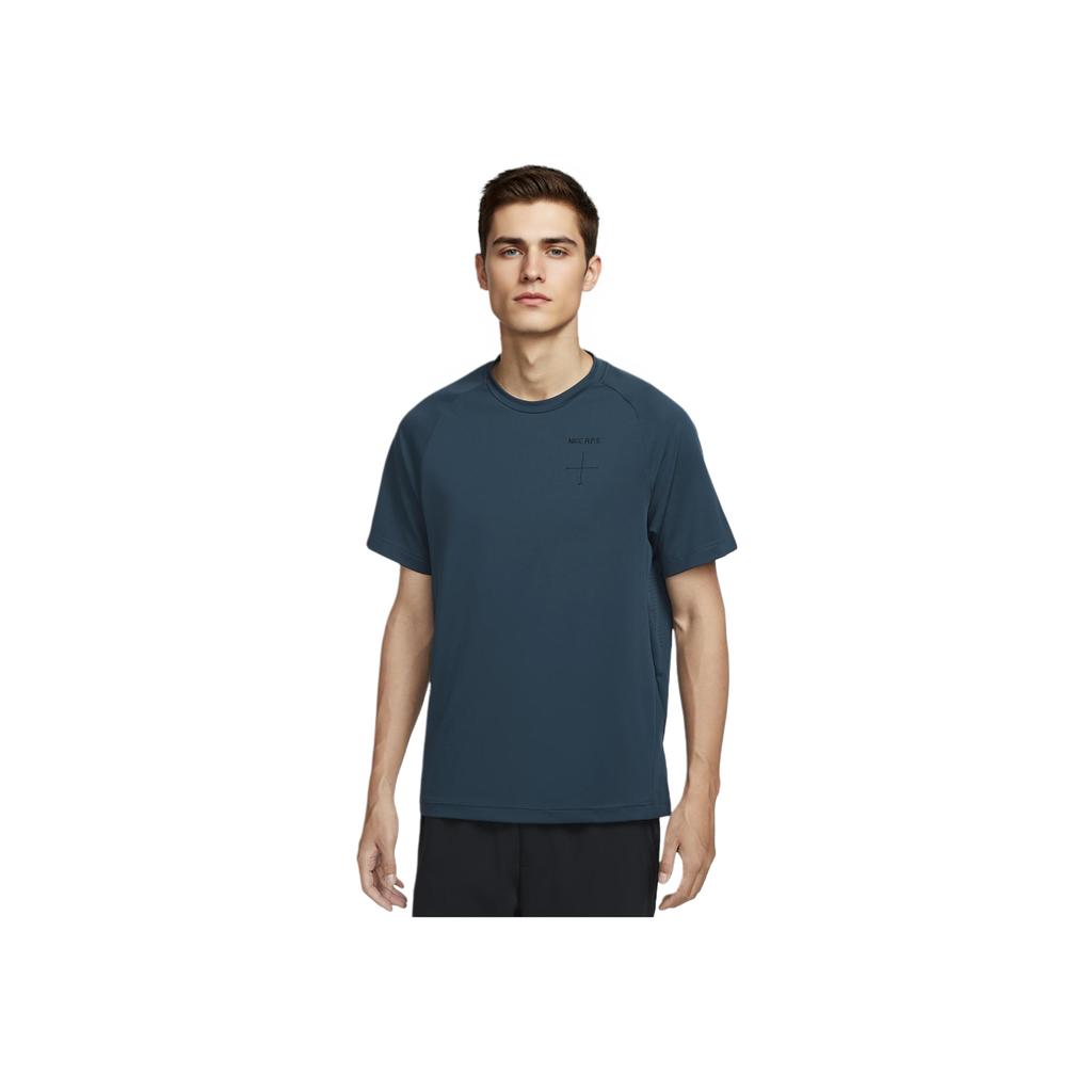 Nike APS. Dri-FIT ADV Matériaux Durables Respirant Confortable T-shirt Col Rond Homme Hauts Vert Foncé FN3009-437