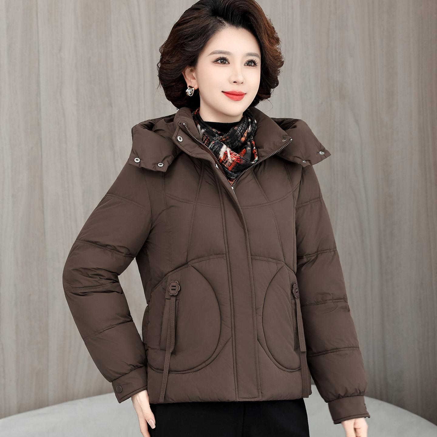 

Middle-aged and Elderly Women s Autumn and Winter Short Hooded and Fattened Cotton Clothes Loose Warm Jacket Mother Clothes 5XL кофейный